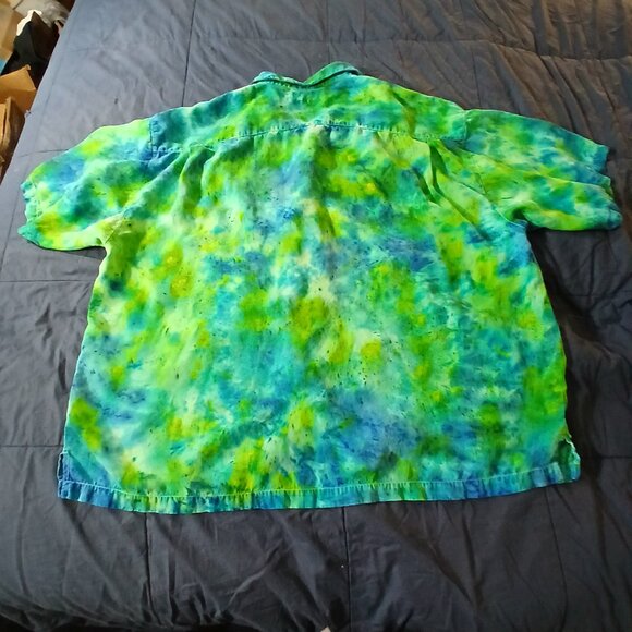 Tie Dyed Blue & Green 100% Silk Camp Shirt - Picture 2 of 7